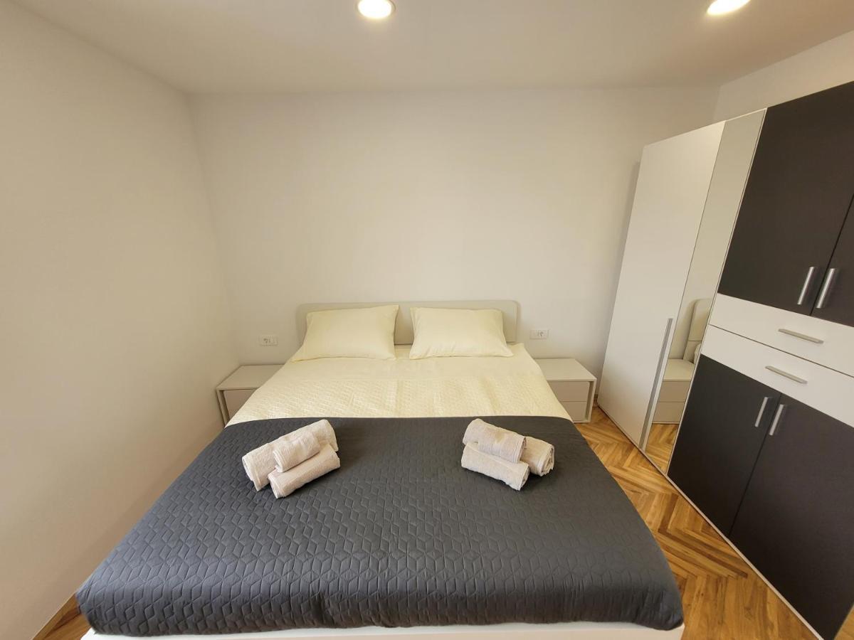 The Setting Sun Apartment Umag Exterior foto
